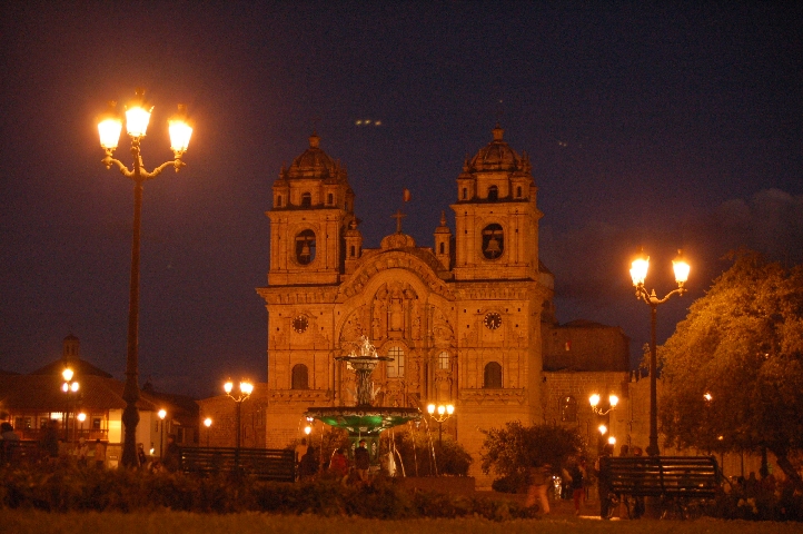 Cusco Iglesia la Compania.JPG